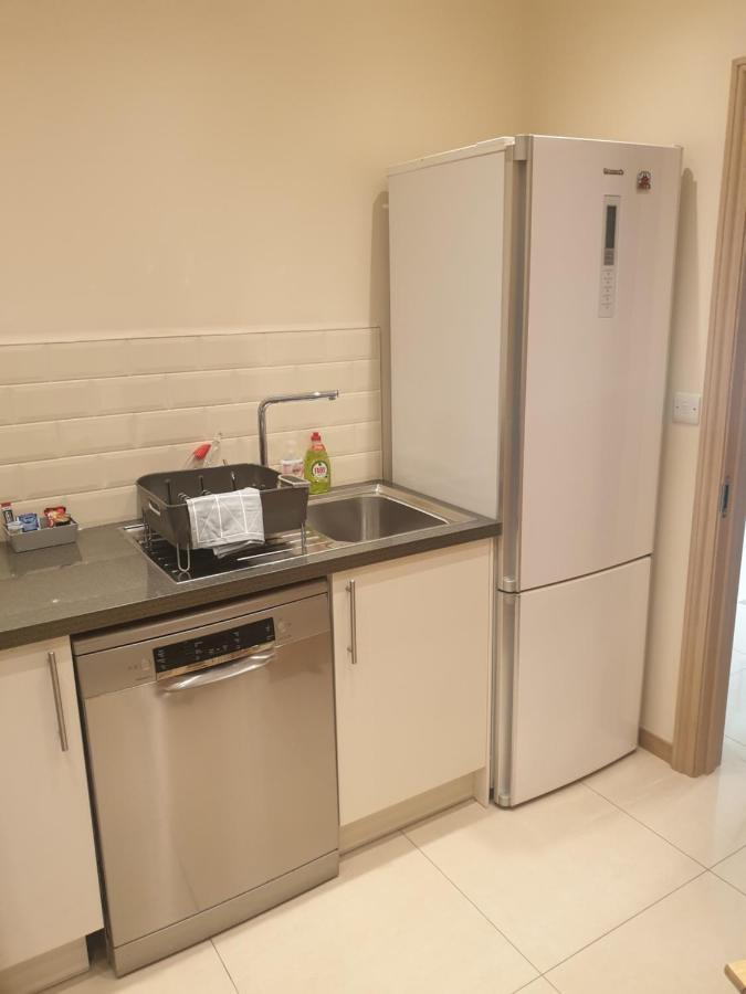 London Luxury Apartments 4 Min Walk From Ilford Station, With Free Parking Free Wifi Zewnętrze zdjęcie